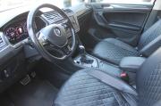 черный Volkswagen Tiguan 2.0 AMT (180 л.с.) 4WD 2019 фото 16