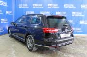 черный Volkswagen Passat 1.8 AMT (180 л.с.) 2018 фото 2