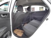 белый Hyundai Solaris 1.6 AT (123 л.с.) 2022 фото 10