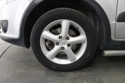 Серебряный Suzuki SX4 1.6 MT (107 л.с.) 4WD 2007 фото 13