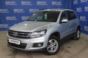 серебряный Volkswagen Tiguan 1.4 MT (150 л.с.) 4WD 2016