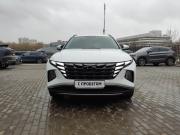 белый Hyundai Tucson 2.0 AT (150 л.с.) 4WD 2021 фото 3