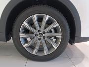 белый Chery Tiggo 9 2.0 AT (249 л.с.) 4WD 2024 фото 4